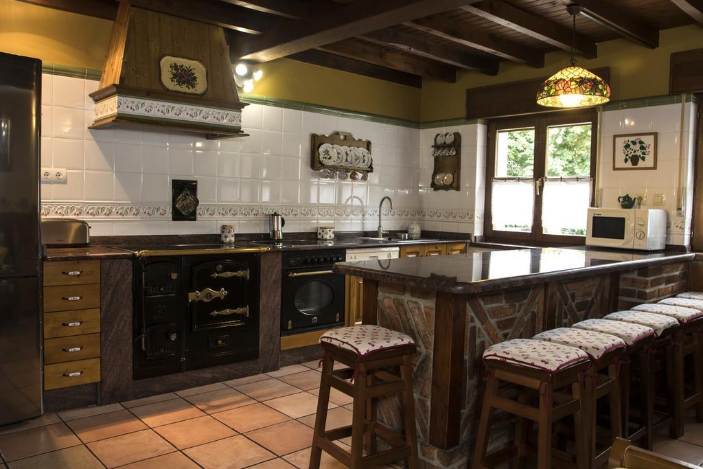 Casa Rural La Regoria Carrena de Cabrales Εξωτερικό φωτογραφία